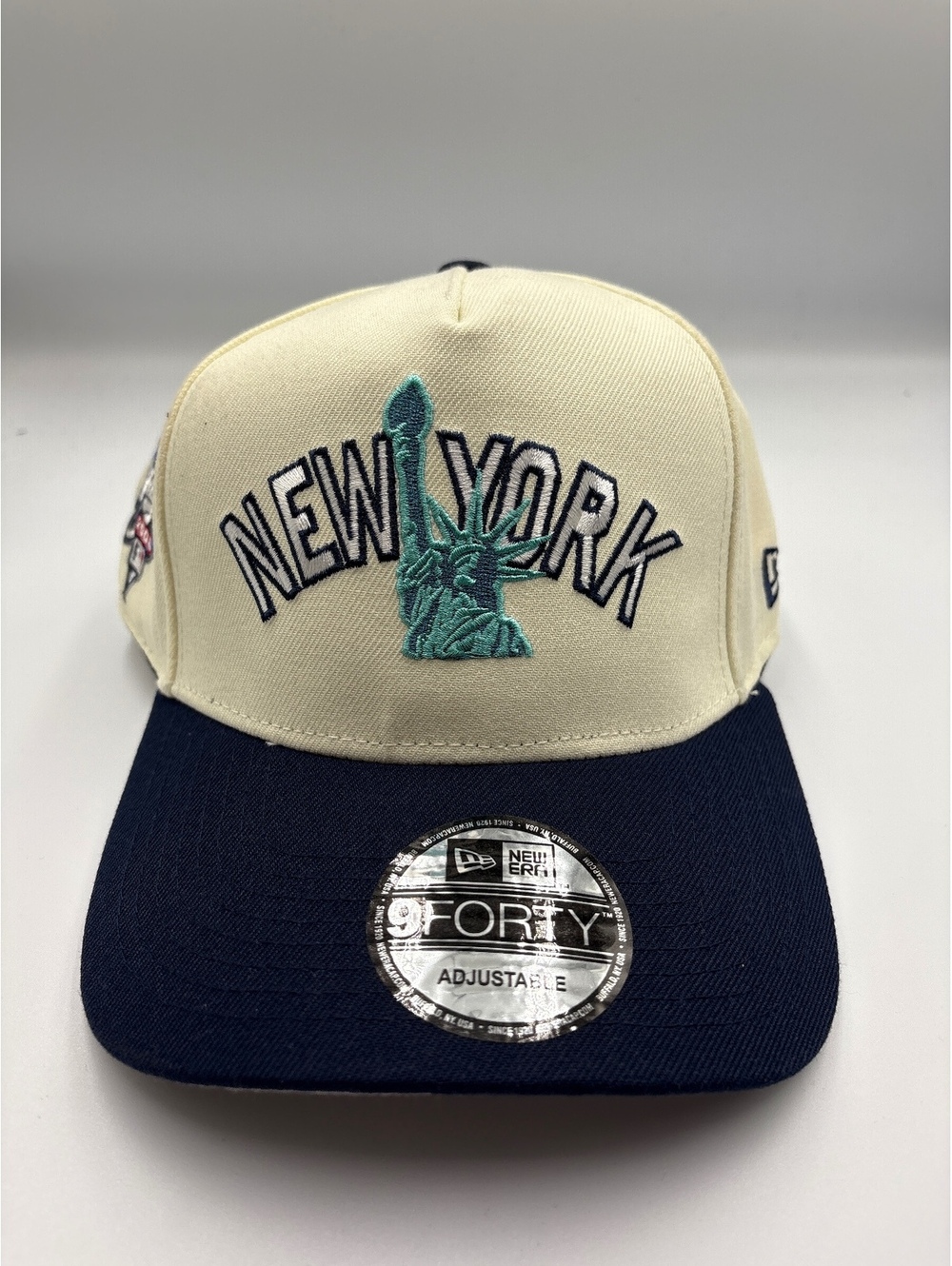 New Era 9FORTY Adjustable New York Baseball Cap with Statue of Liberty